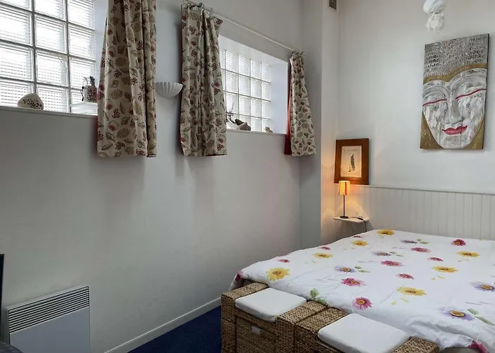 Bel 3 Pièces Proche Des Dames à - Fr-1-224b-179